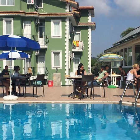 The Green Valley Hotel 올루데니스 외부 사진