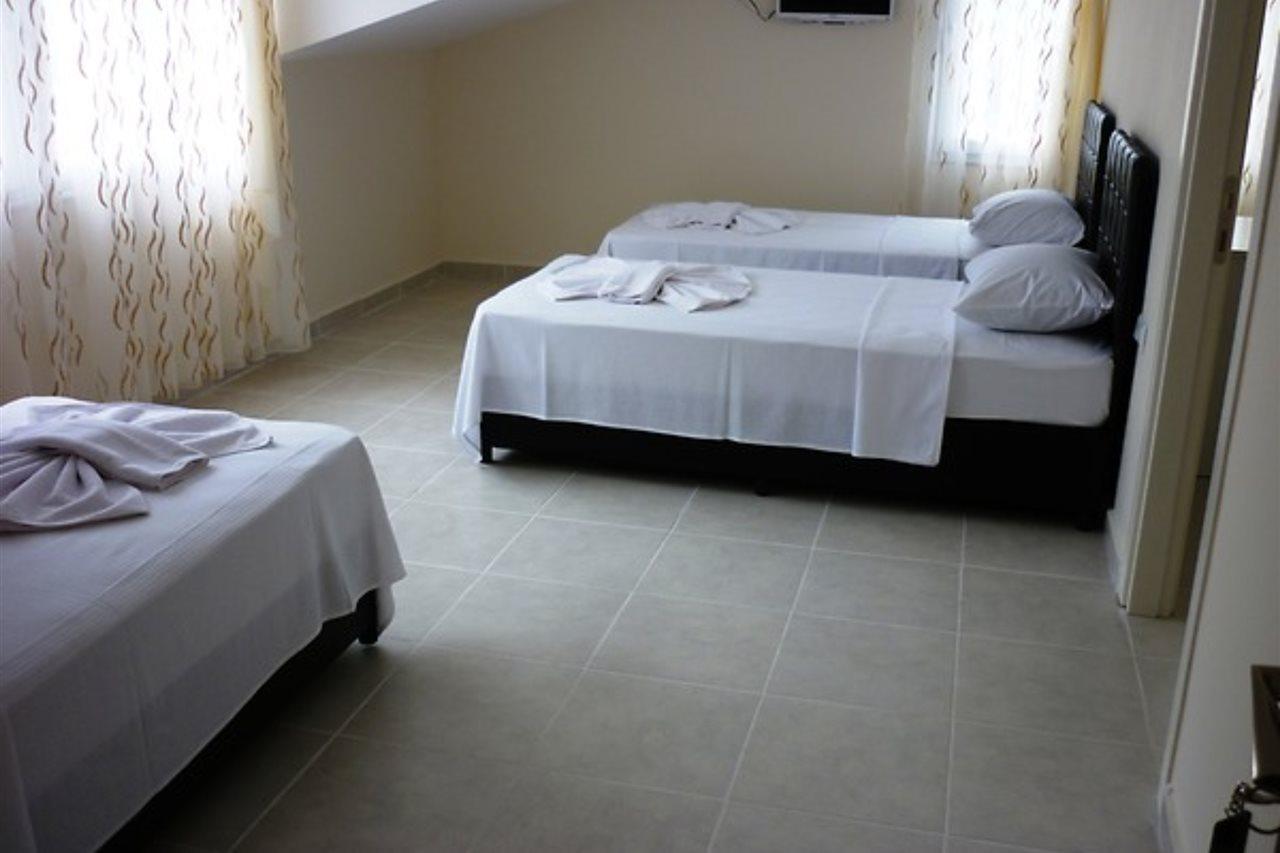 The Green Valley Hotel 올루데니스 외부 사진