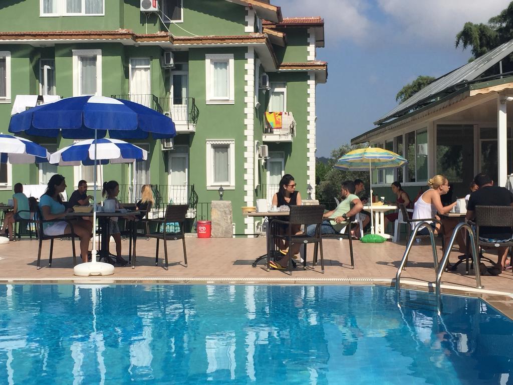 The Green Valley Hotel 올루데니스 외부 사진