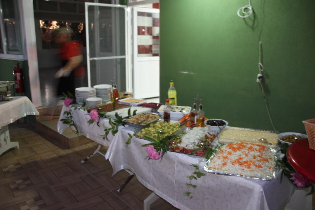 The Green Valley Hotel 올루데니스 외부 사진