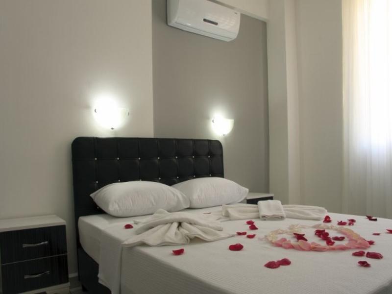 The Green Valley Hotel 올루데니스 외부 사진